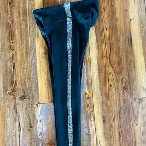 Sm Champion Black Duo Dry Leggings with Gray Pinstripe